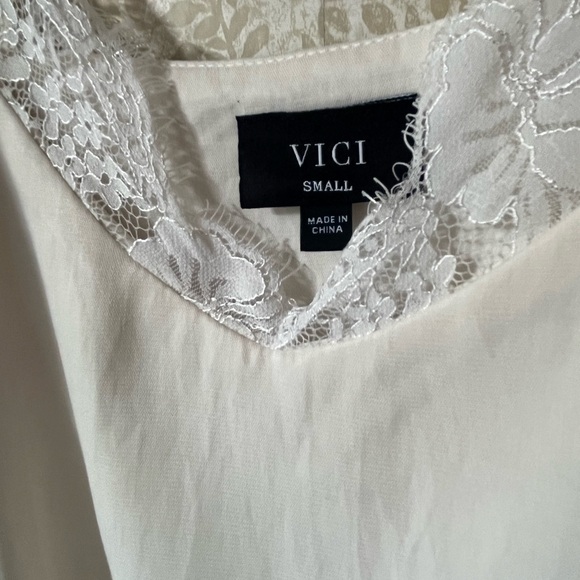 VICI small lace bodysuit - Picture 4 of 9